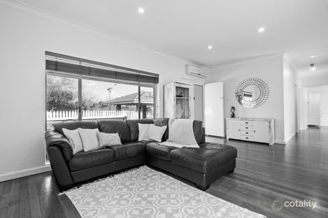 20 Laurence Rd, Innaloo, WA 6018