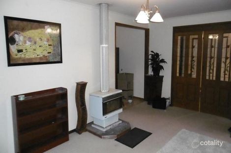 Property photo of 24 Olinda Crescent Olinda VIC 3788