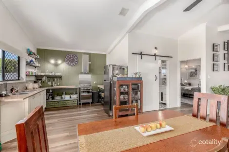 Property photo of 10 Themeda Way Poona QLD 4650