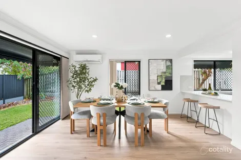 Property photo of 2 Clifford Close Kuraby QLD 4112