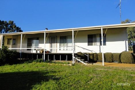 2 Richardson St, Beverley, WA 6304