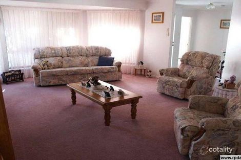 Property photo of 9 Kirrang Place Boyne Island QLD 4680