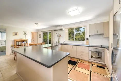 Property photo of 9 Chablis Court Molendinar QLD 4214