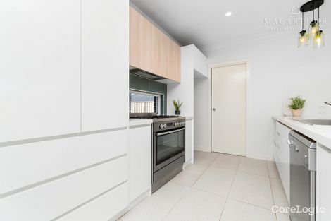 Property photo of 7 Morris Crescent Gobbagombalin NSW 2650