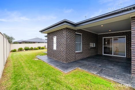 Property photo of 7 Morris Crescent Gobbagombalin NSW 2650