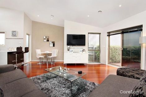 Property photo of 2/6 Marjory Place Tullamarine VIC 3043