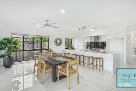Property photo of 17 Rossmann Road Smithfield QLD 4878
