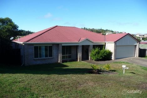13 Stromlo Ct, Pacific Pines, QLD 4211