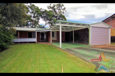 Property photo of 4 Wren Court Bundamba QLD 4304