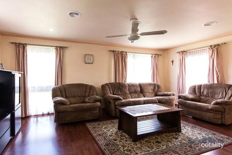 Property photo of 20 Strong Drive Hampton Park VIC 3976