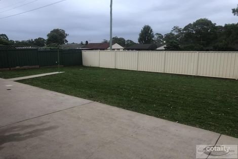 Property photo of 13 Petunia Place Macquarie Fields NSW 2564