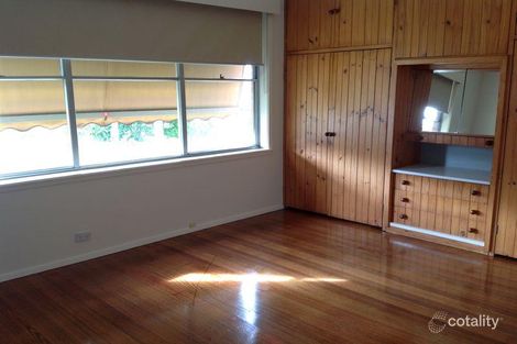 Property photo of 11 Deveney Street Pakenham VIC 3810