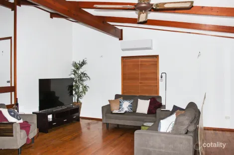 Property photo of 105 Dobell Drive Wangi Wangi NSW 2267