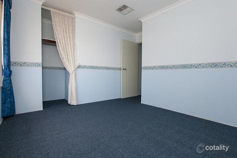 Property photo of 2 Lightfoot Place Cooloongup WA 6168