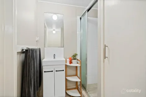 Property photo of 11 Hilliard Street Ormiston QLD 4160