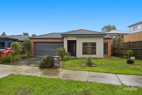 52 Pyrenees Rd, Clyde, VIC 3978