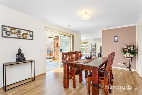 Property photo of 18 Fuschia Grove South Morang VIC 3752