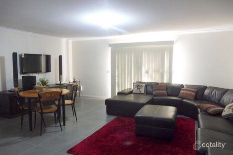 Property photo of 21 Kulkami Way Cranbourne West VIC 3977