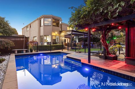 Property photo of 11 Parklink Place Ringwood North VIC 3134