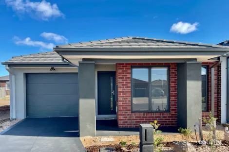 Property photo of 19 Farleigh Drive Tarneit VIC 3029