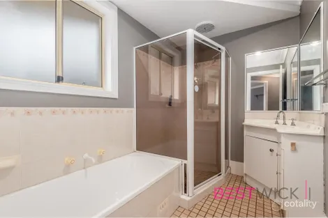 Property photo of 2/93A Stewart Street Bathurst NSW 2795