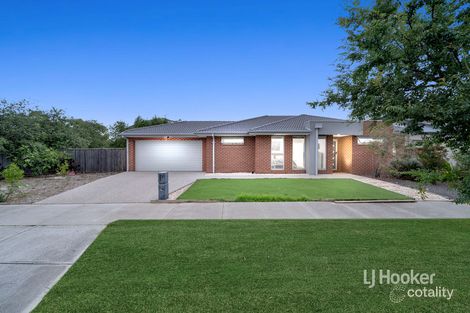 Property photo of 18 Parkstone Crescent Point Cook VIC 3030