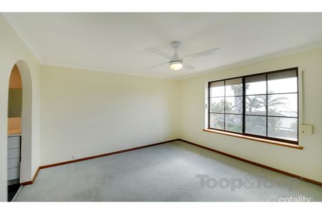 Property photo of 44 Lerunna Avenue Hallett Cove SA 5158