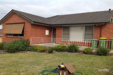 Property photo of 11 Deveney Street Pakenham VIC 3810