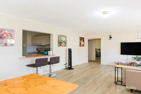 2/13 Dowling Pl, Orelia, WA 6167