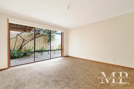 Property photo of 147 First Avenue Rosebud VIC 3939