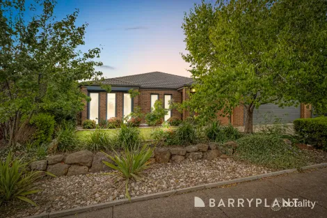 Property photo of 27 Amaryllis Parade Tarneit VIC 3029