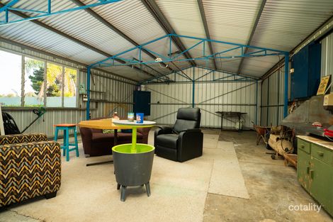 Property photo of 5 Buckland Court Burrumbuttock NSW 2642
