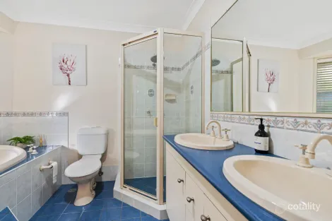 Property photo of 2 Placid Place Victoria Point QLD 4165