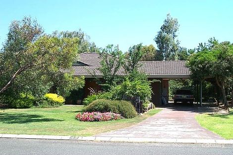 45 Lakeview Dr, Edgewater, WA 6027