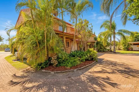 2/8 Sun Ct, Banksia Beach, QLD 4507