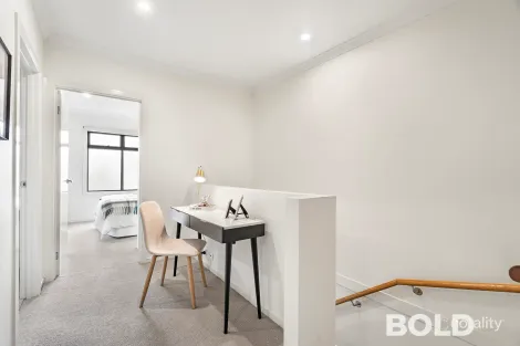 Property photo of 19 Ironbark Crescent Ivanhoe VIC 3079