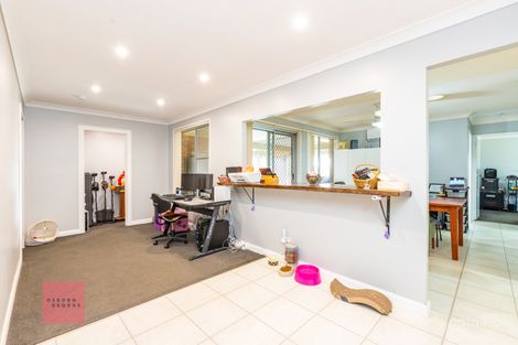 Property photo of 21 Holwell Circuit Raymond Terrace NSW 2324