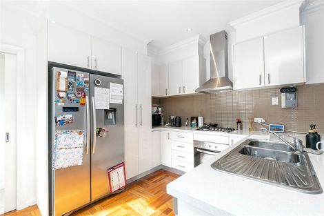 Property photo of 1/10 Lee Avenue Mount Waverley VIC 3149