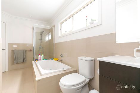 Property photo of 1/10 Lee Avenue Mount Waverley VIC 3149