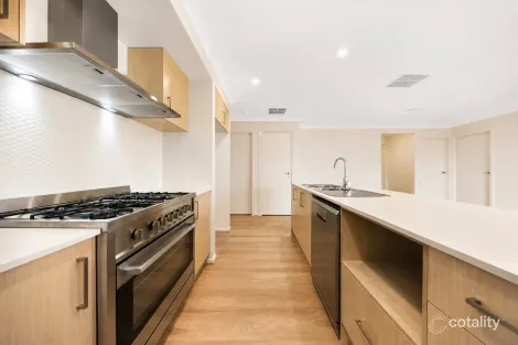 Property photo of 16 Charles Street Wallan VIC 3756