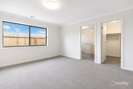 Property photo of 16 Charles Street Wallan VIC 3756