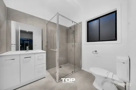Property photo of 7 Hal Porter Terrace Lynbrook VIC 3975