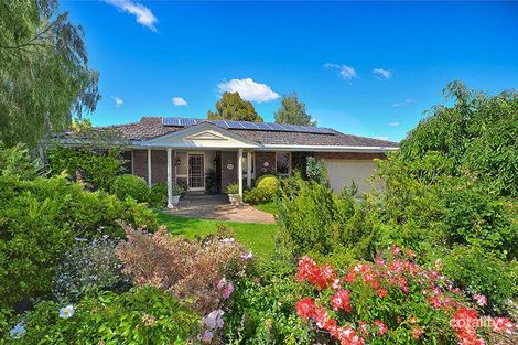 24 Highwood Dr, Wheelers Hill, VIC 3150