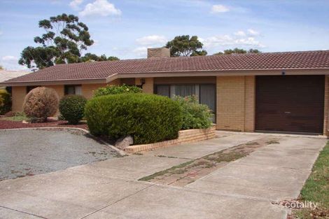 Property photo of 5 Robert Arnold Avenue Valley View SA 5093