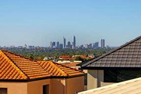 Property photo of 61 Sattelberg Ramble Dianella WA 6059