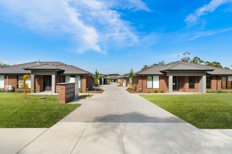 Property photo of 10/98 Lampard Road Drouin VIC 3818