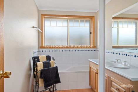 Property photo of 76 Las Vegas Drive Prospect Vale TAS 7250