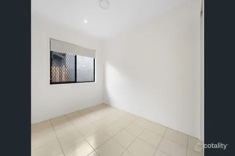 Property photo of 10 Amber Circuit Ripley QLD 4306