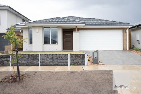 Property photo of 38 Valiant Street Deanside VIC 3336
