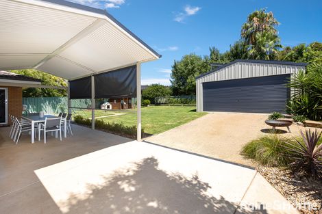 Property photo of 14 Alldis Place Kooringal NSW 2650